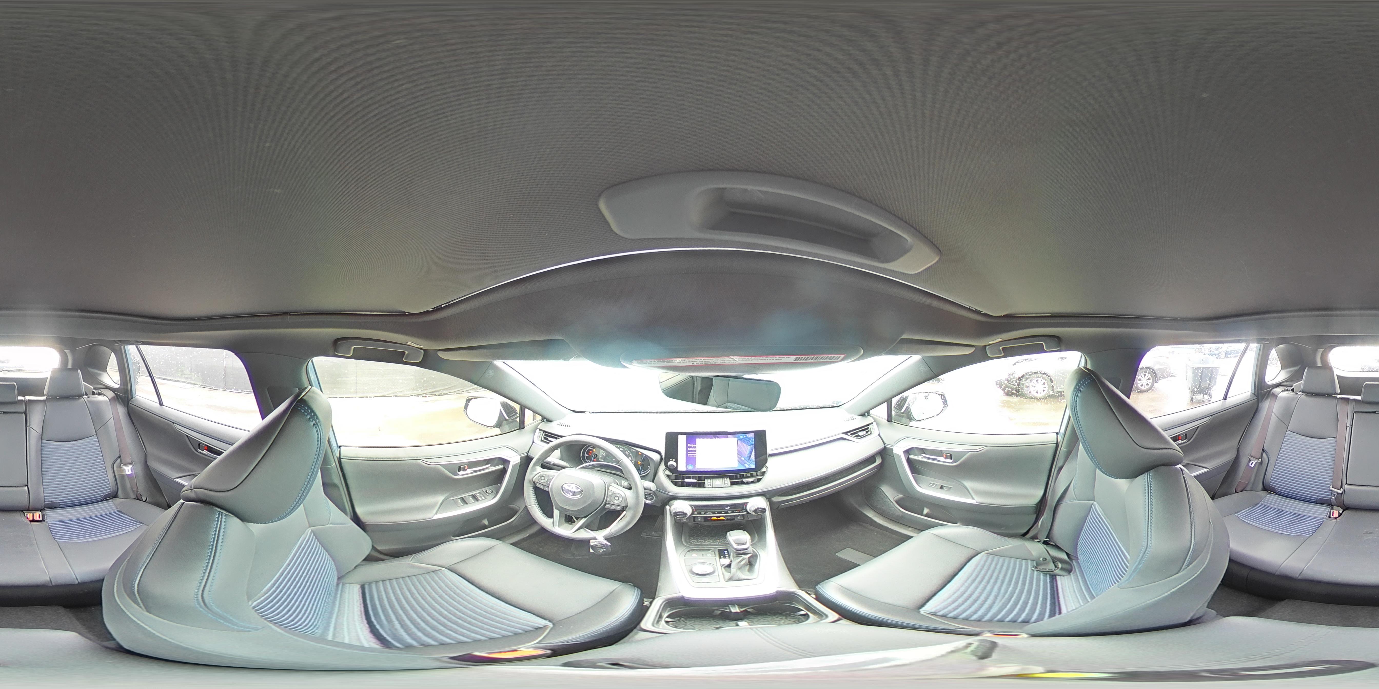 2023 Toyota RAV 4 - Image 16