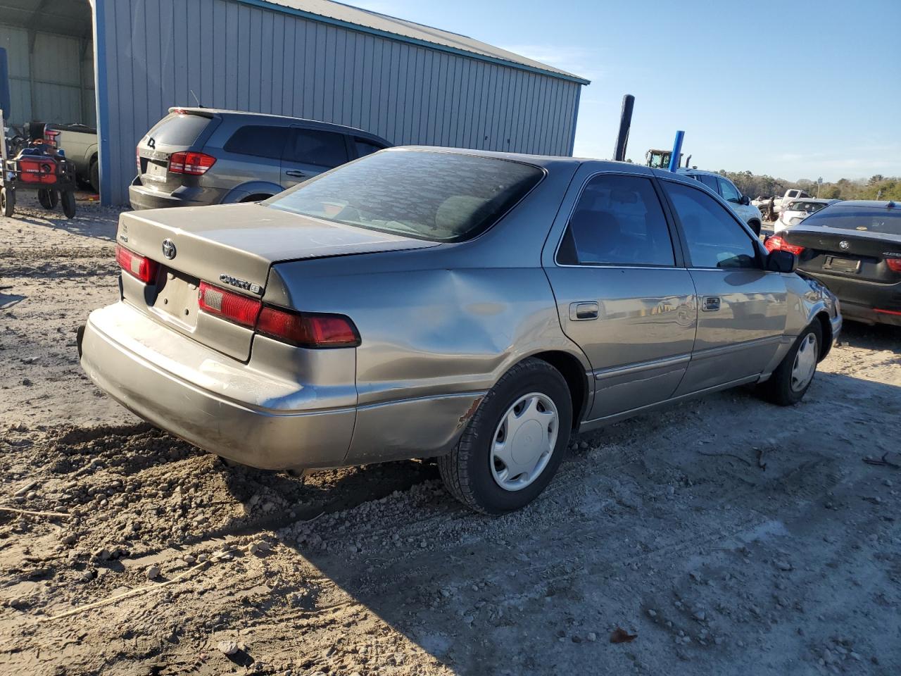 1999 Toyota Camry - Image 3