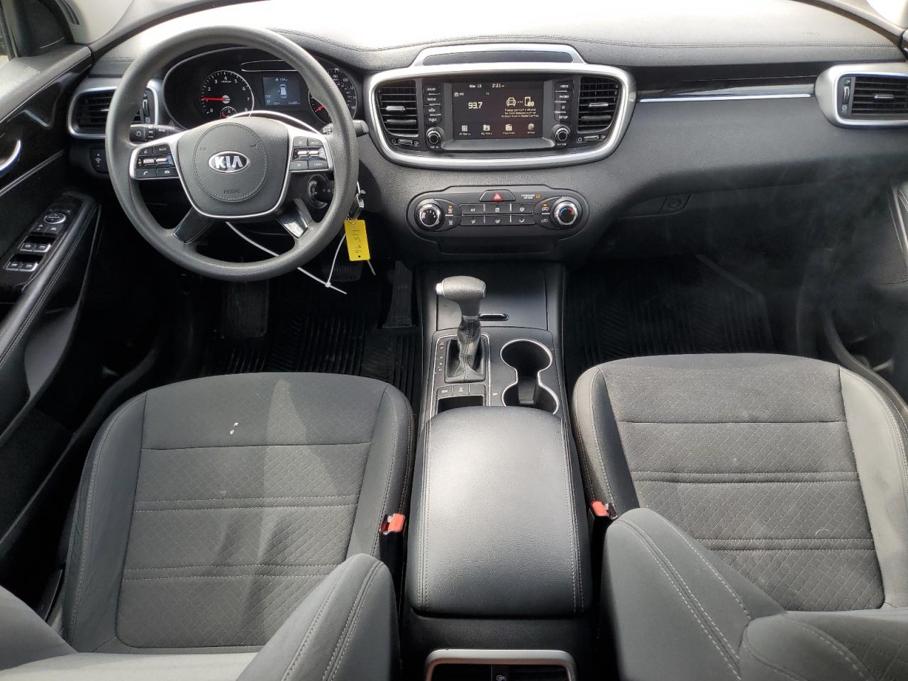 2020 Kia Sorento - Image 8