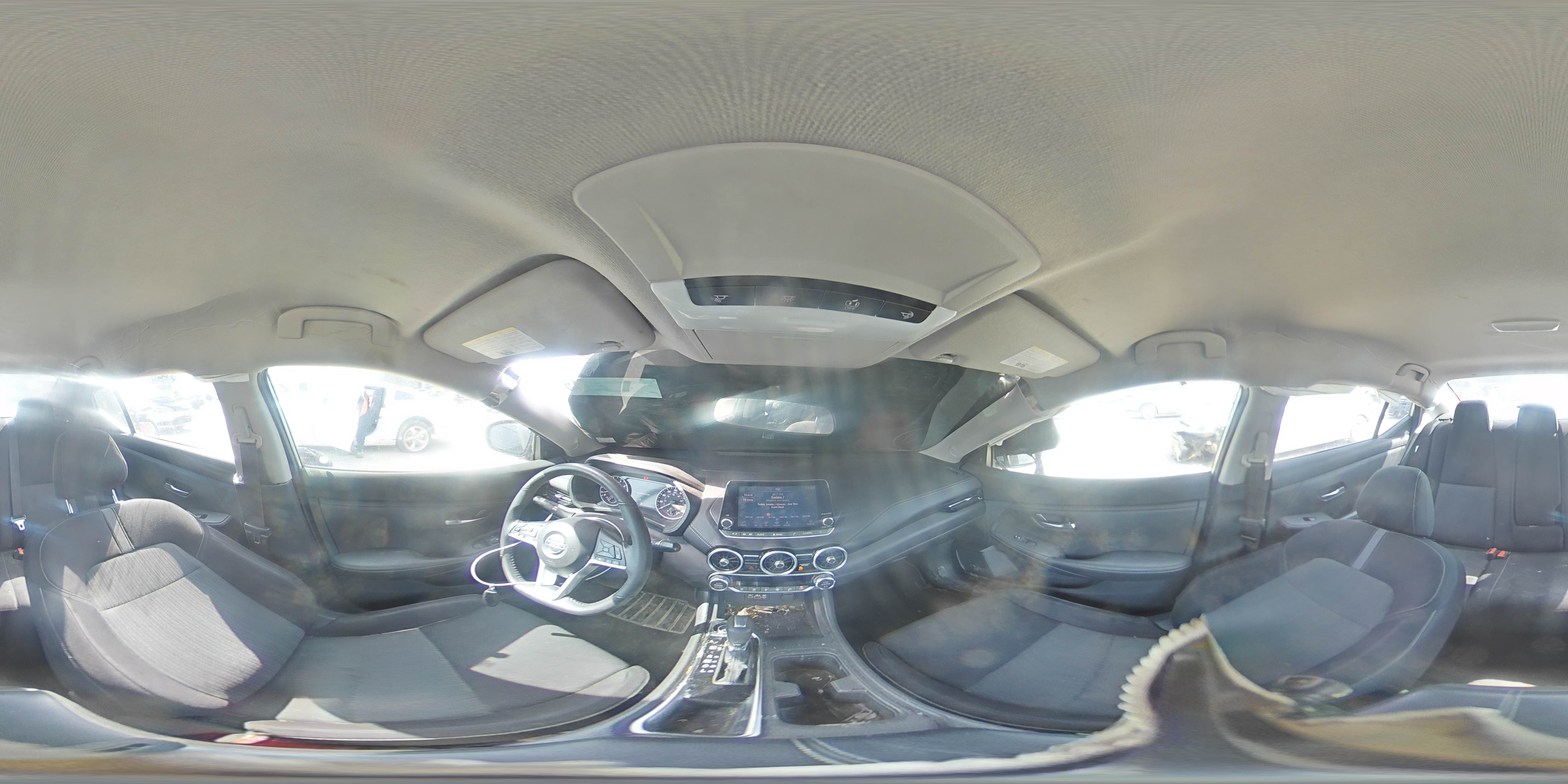 2020 Nissan Sentra - Image 12
