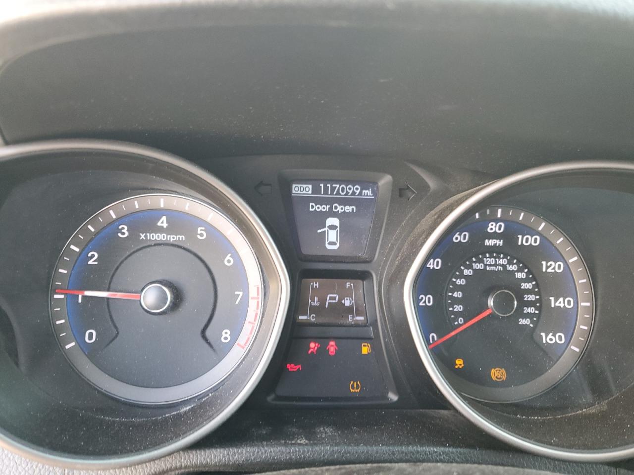 2013 Hyundai Elantra - Image 9