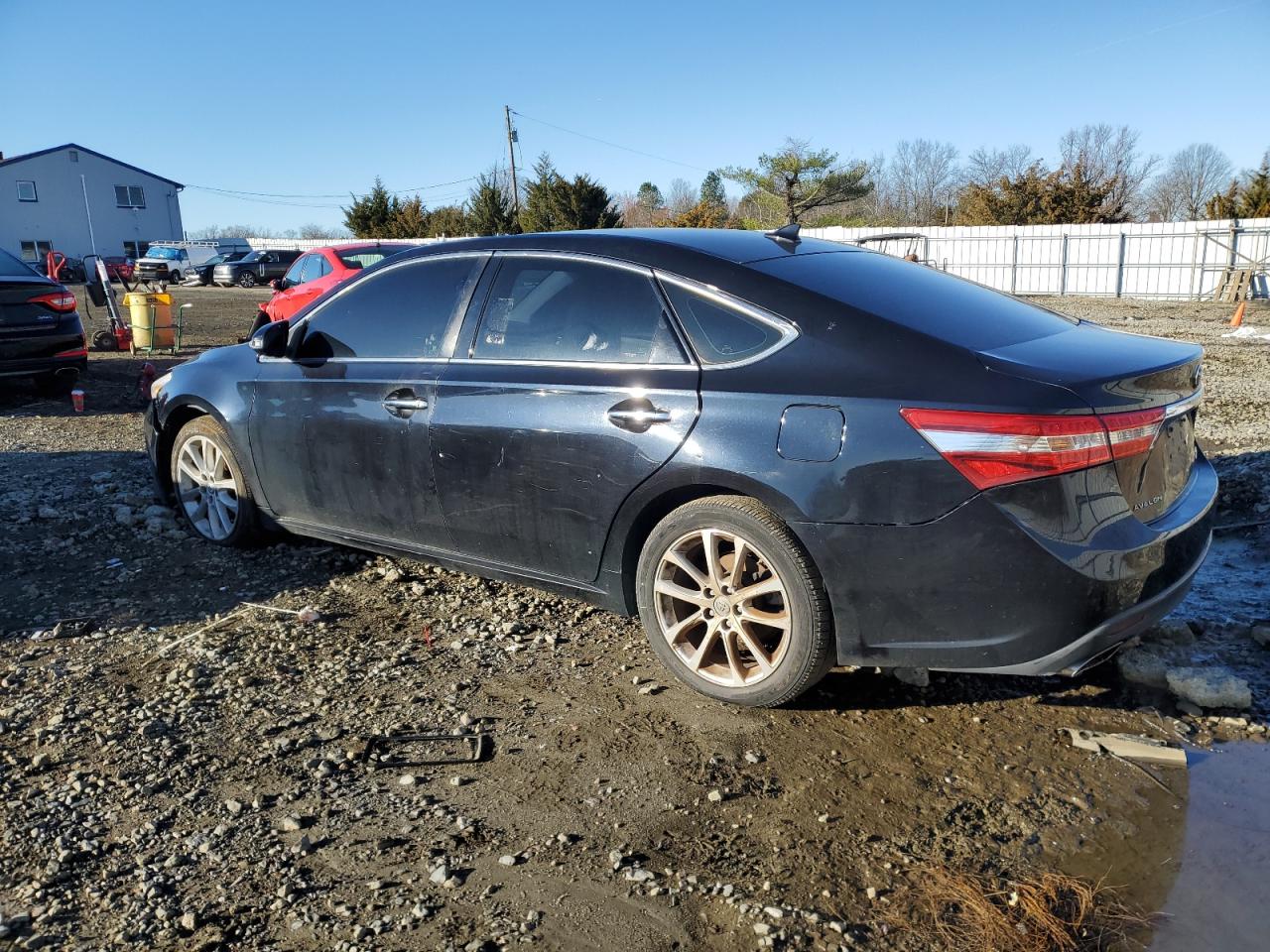 2014 Toyota Avalon - Image 2
