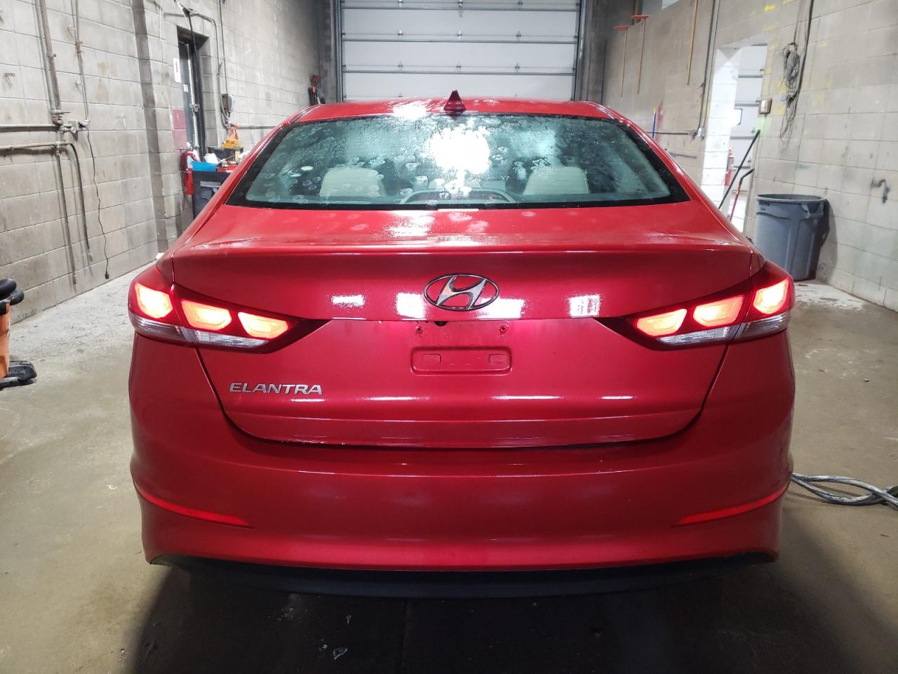 2017 Hyundai Elantra - Image 6