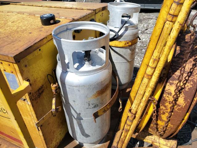  HESCO 1500-3A 1980 Желтый