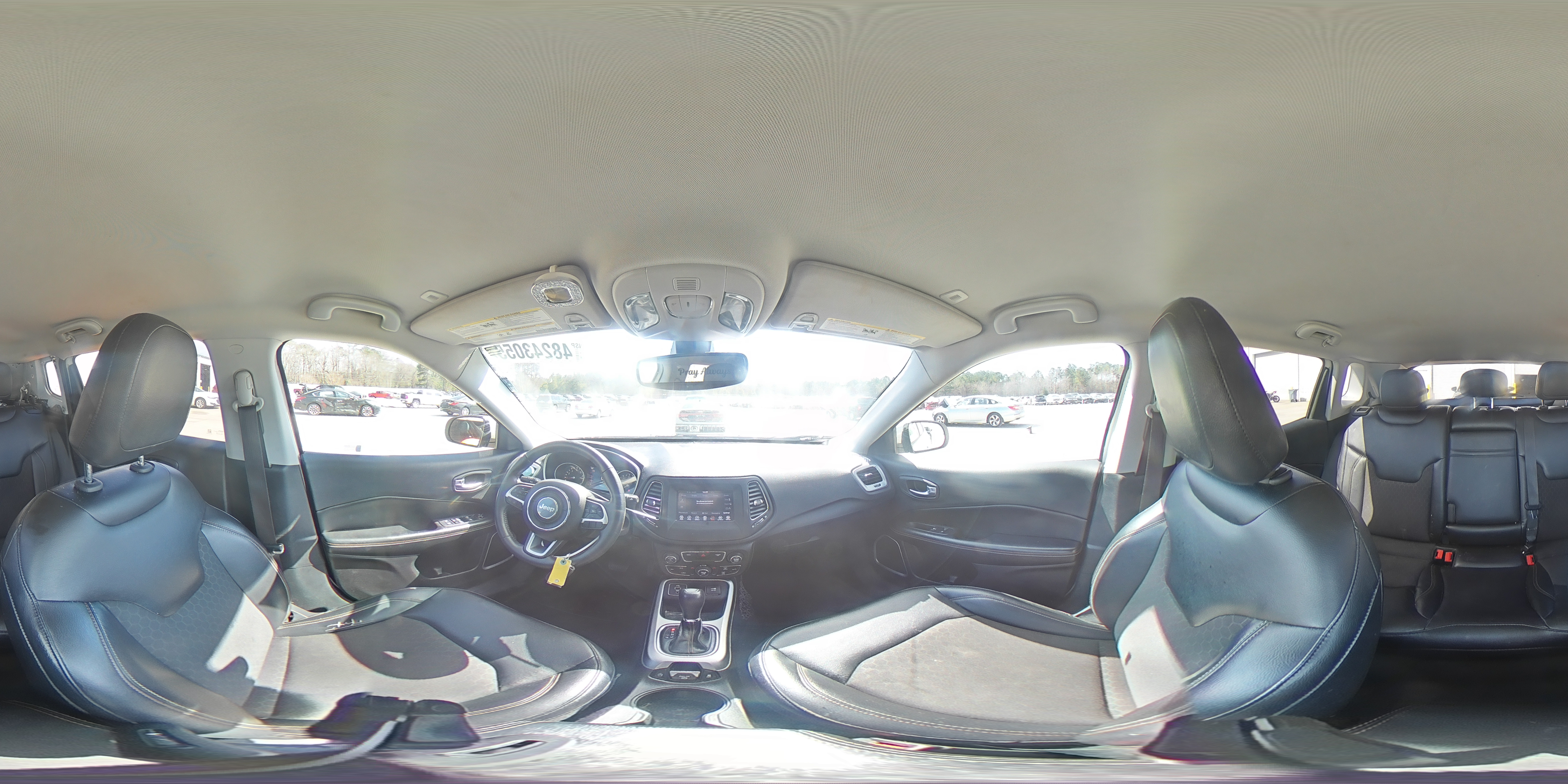 2018 Jeep Compass - Image 12