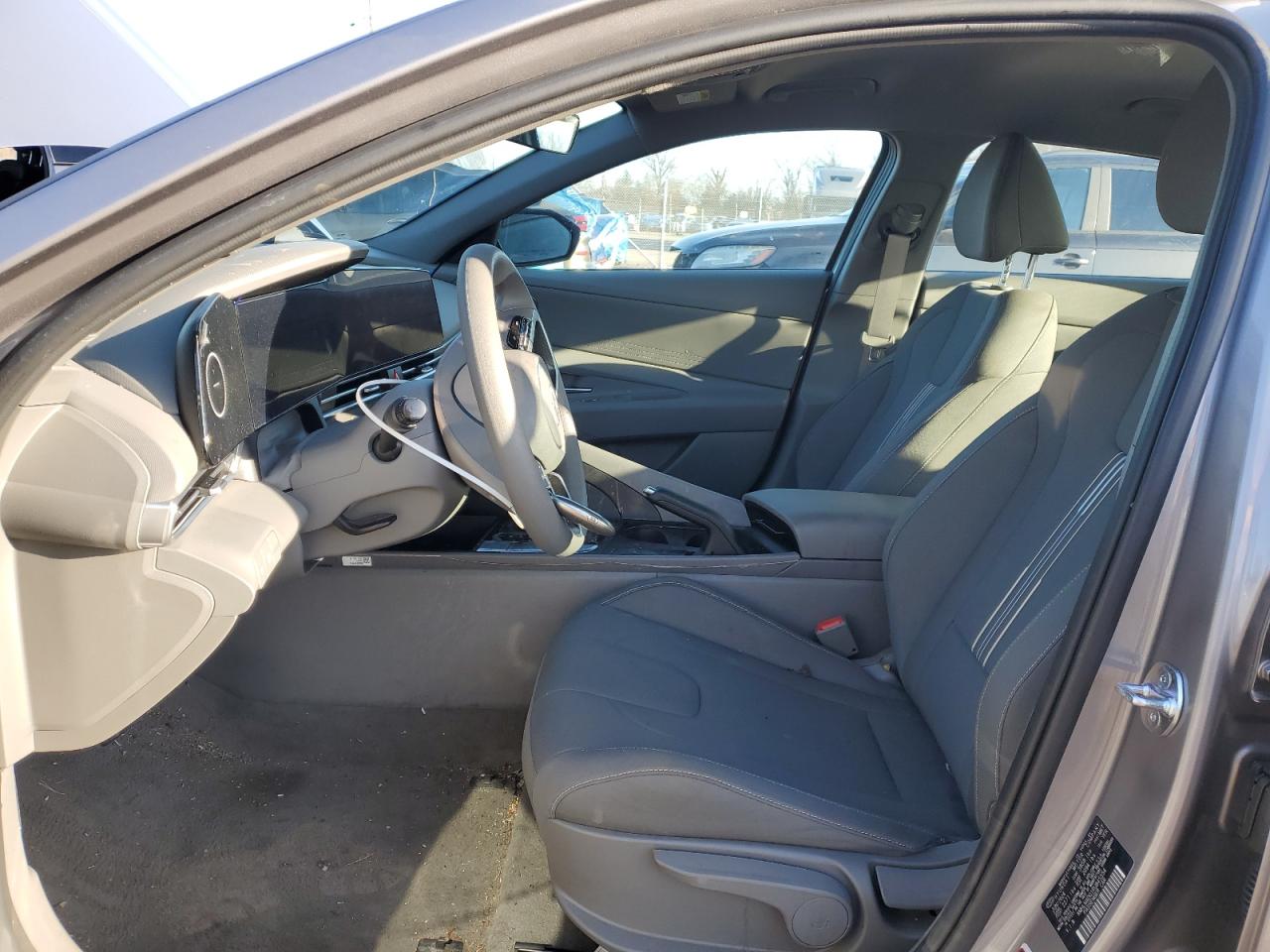 2024 Hyundai Elantra - Image 7