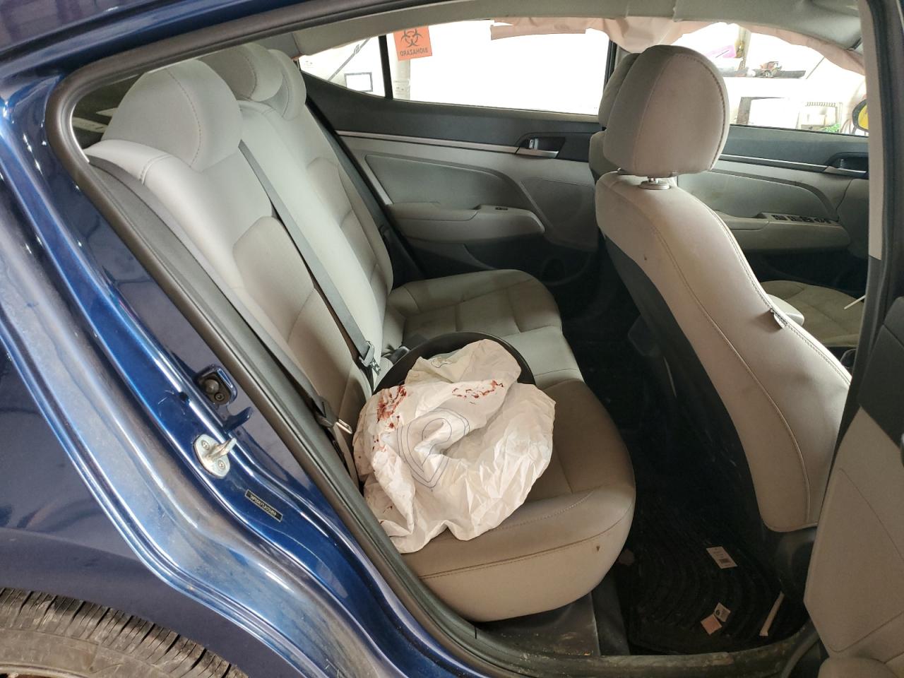 2018 Hyundai Elantra - Image 11