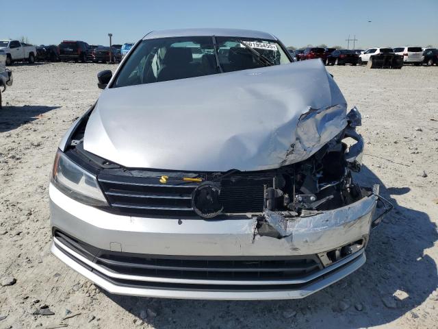  VOLKSWAGEN JETTA 2016 Srebrny