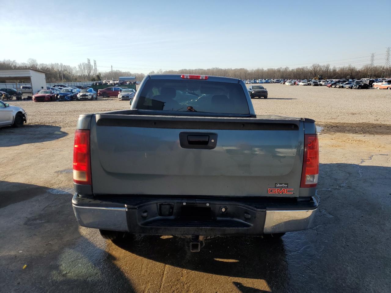 2010 GMC Sierra - Image 6