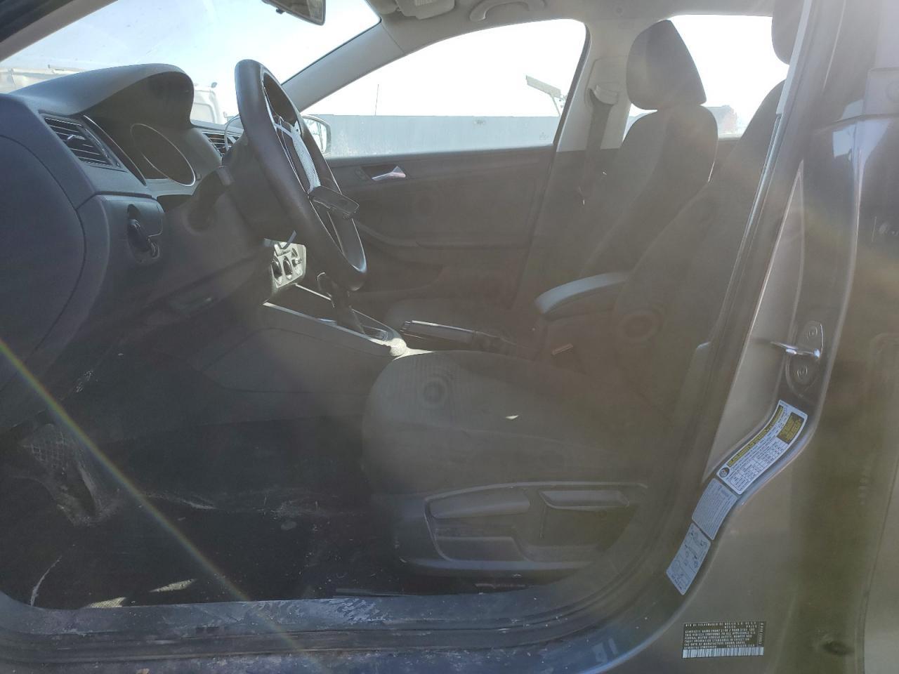 2015 Volkswagen Jetta - Image 7