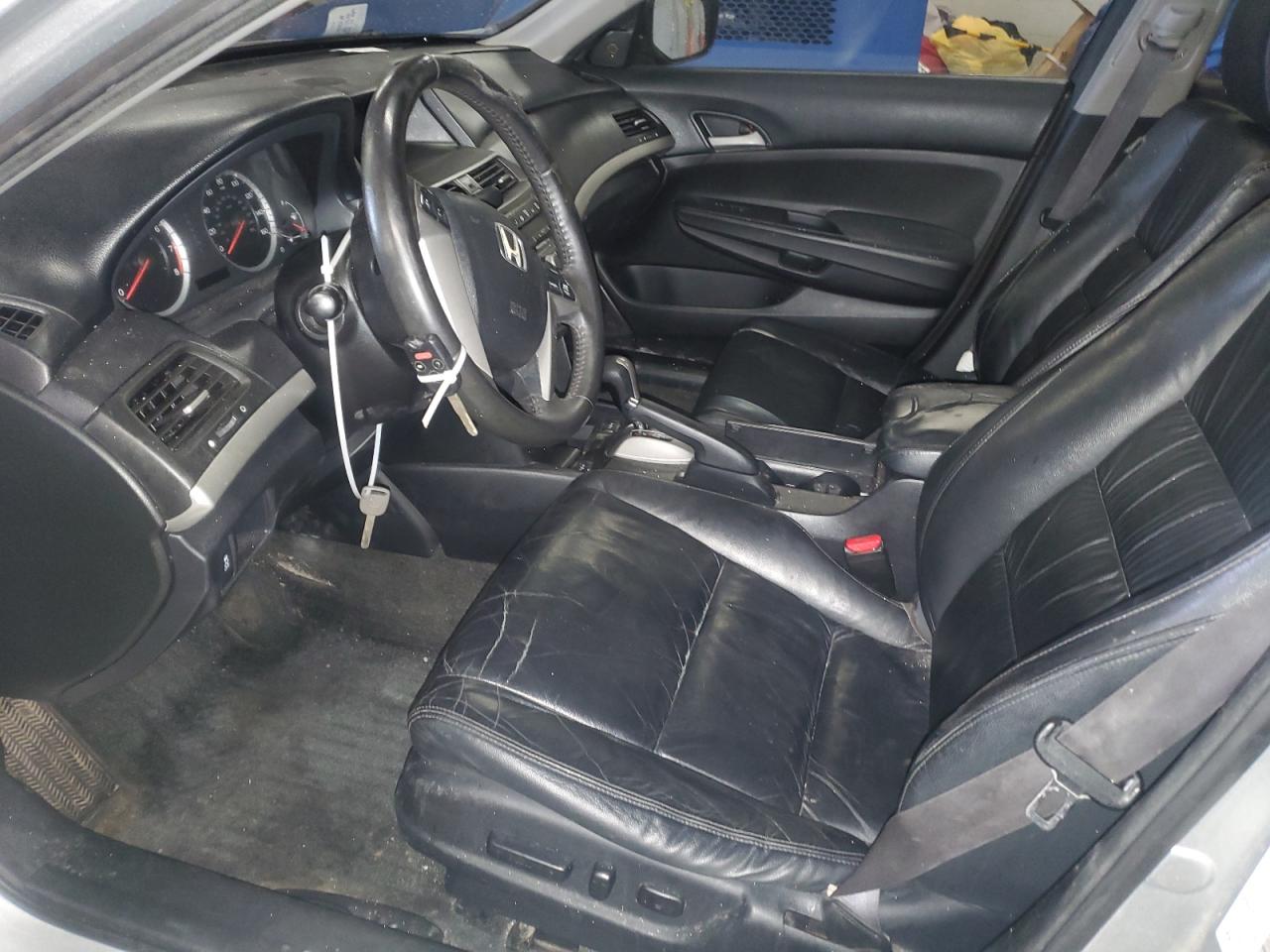 2012 Honda Accord - Image 7