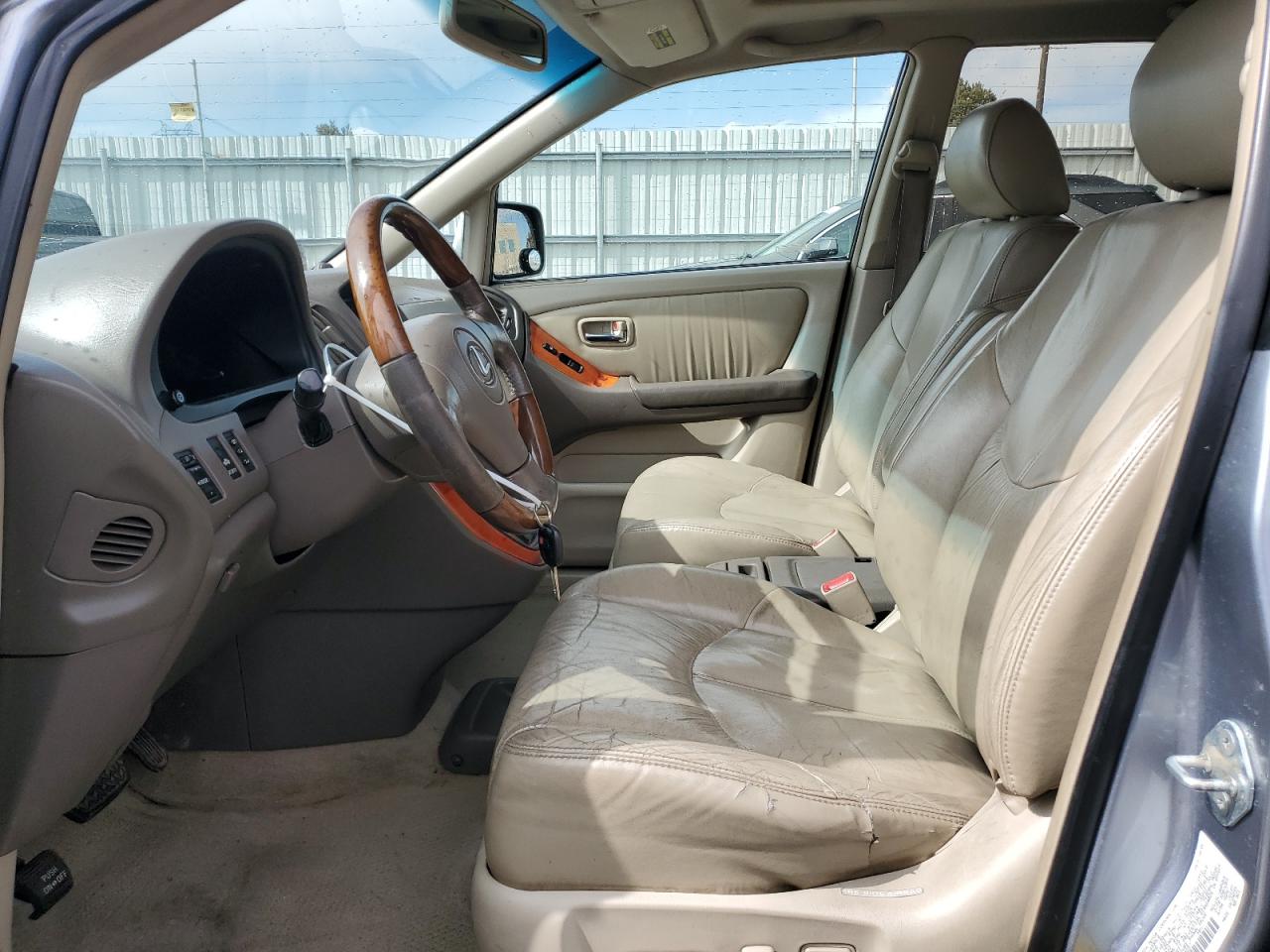2001 Lexus RX - Image 7