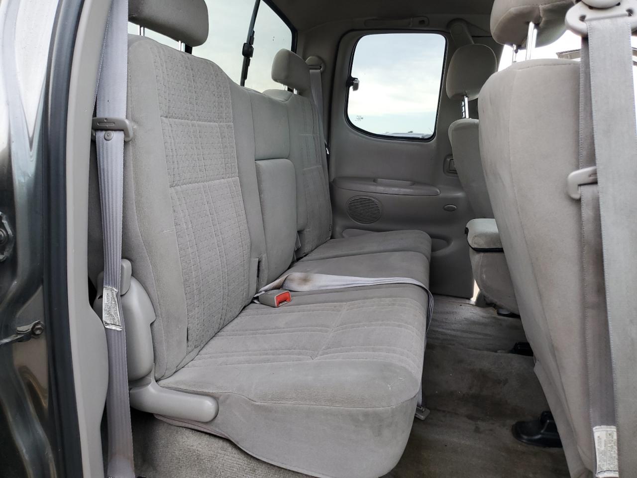 2003 Toyota Tundra - Image 10
