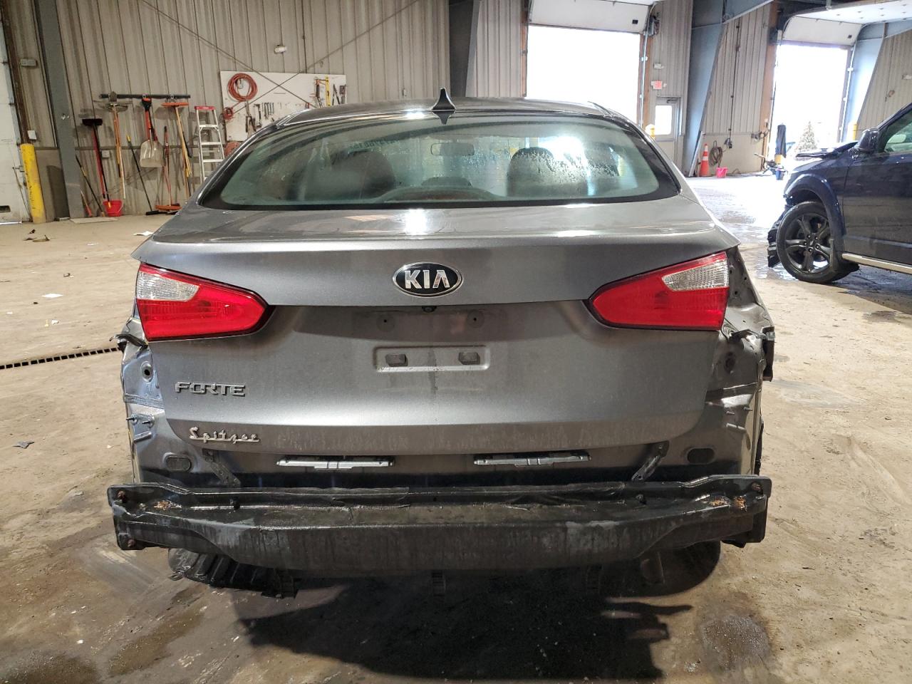 2016 Kia Forte - Image 6