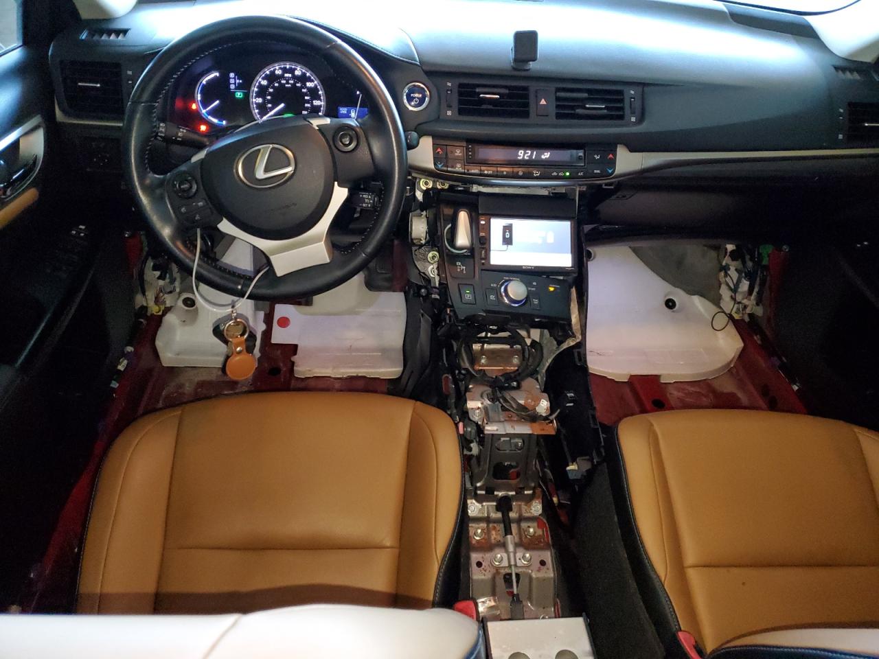 2014 Lexus CT - Image 8