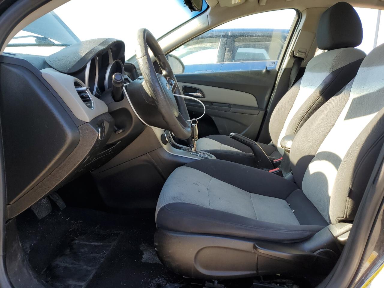 2013 Chevrolet Cruze - Image 7