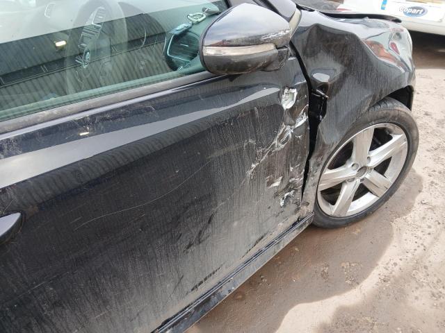 2012 VOLKSWAGEN GOLF S BLU