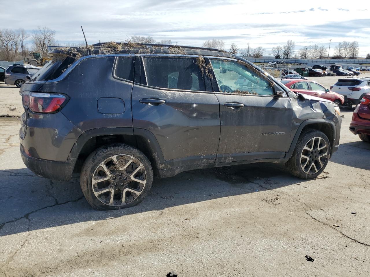 2018 Jeep Compass - Image 3
