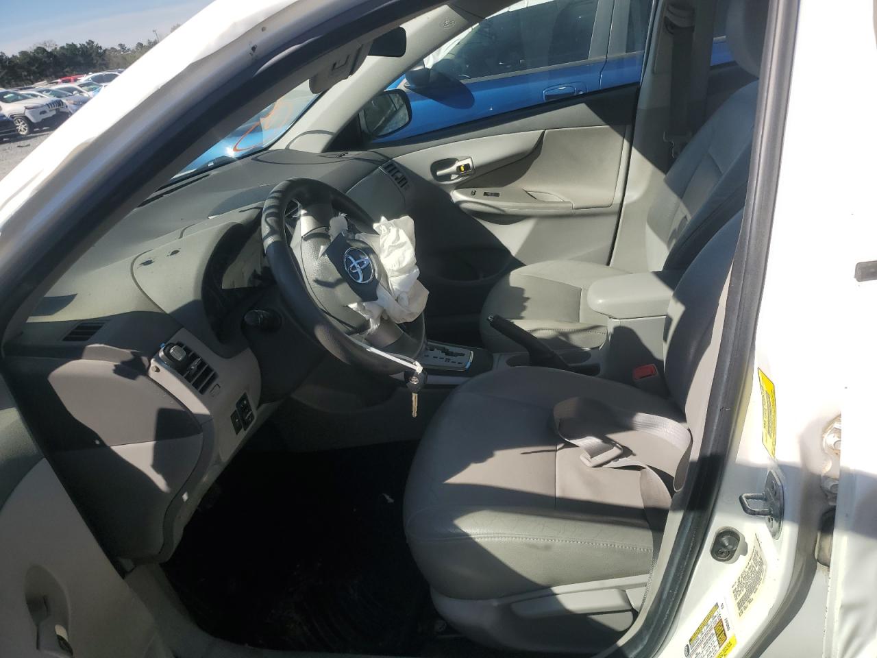 2010 Toyota Corolla - Image 7