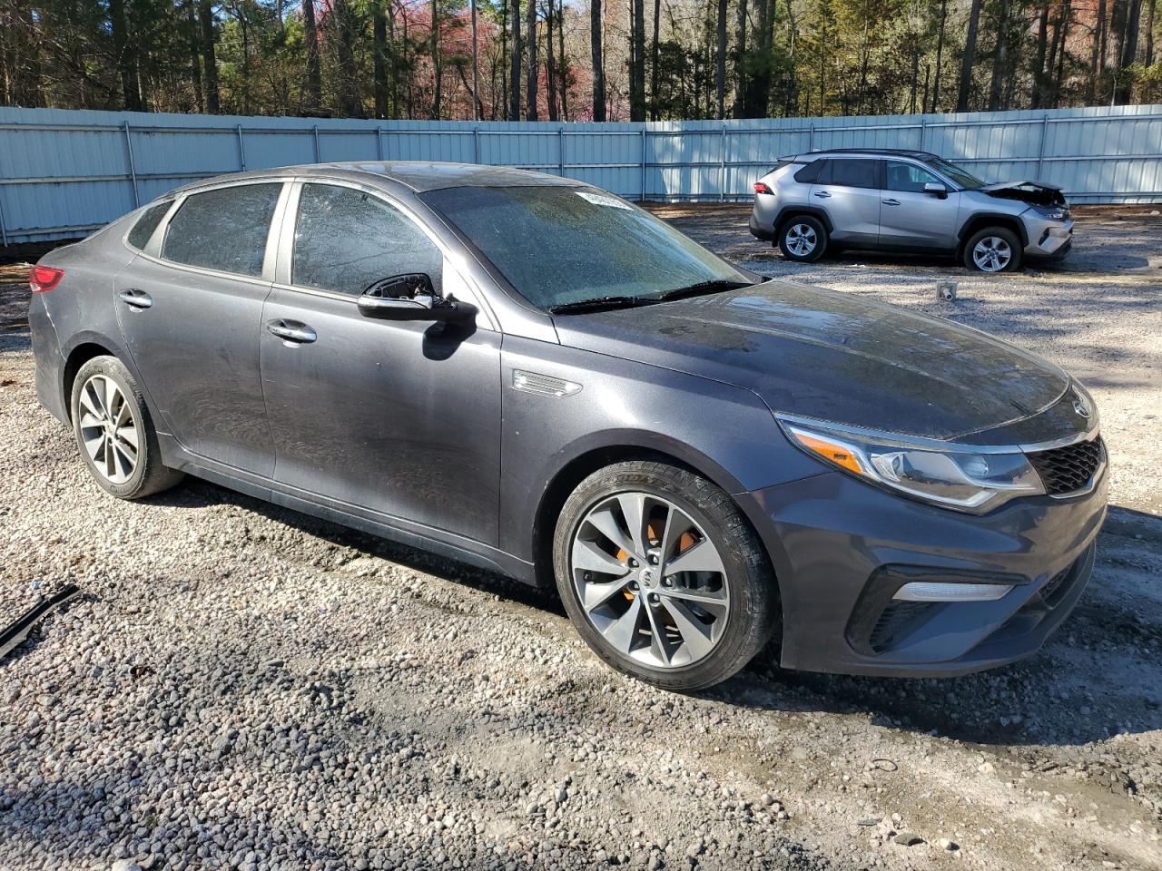 2019 Kia Optima - Image 4