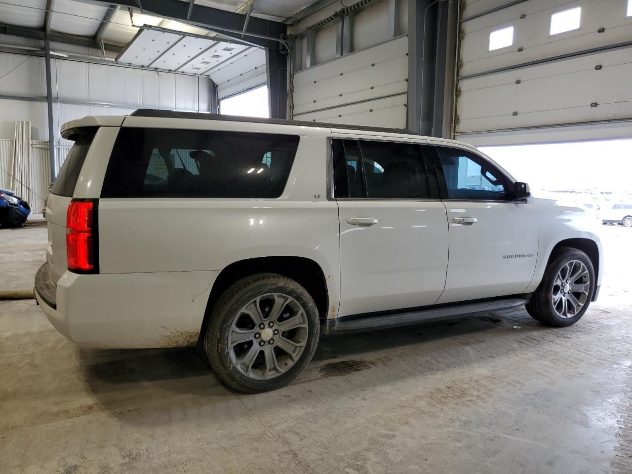 2016 Chevrolet Suburban - Image 3