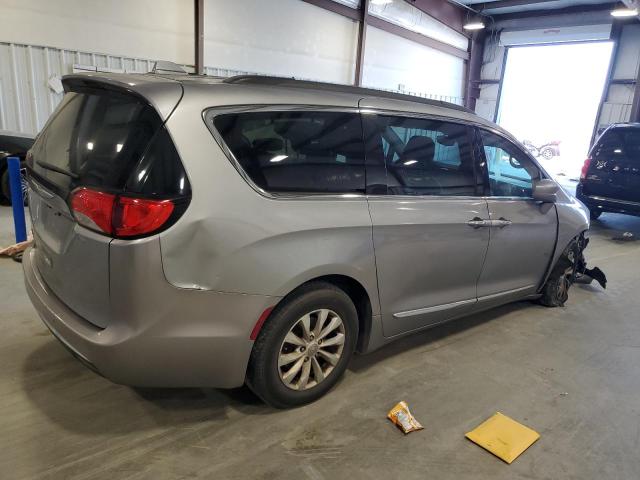Minivans CHRYSLER PACIFICA 2017 Gray