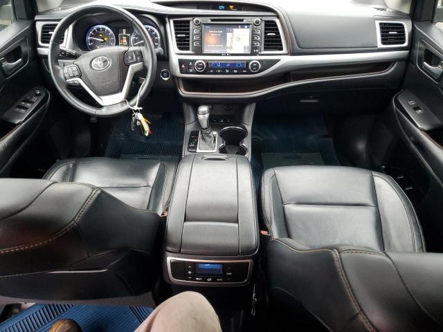  TOYOTA HIGHLANDER 2015 Srebrny