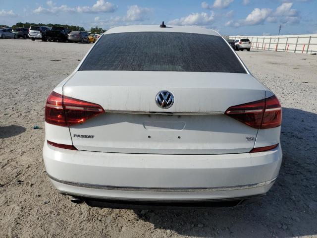  VOLKSWAGEN PASSAT 2017 Biały