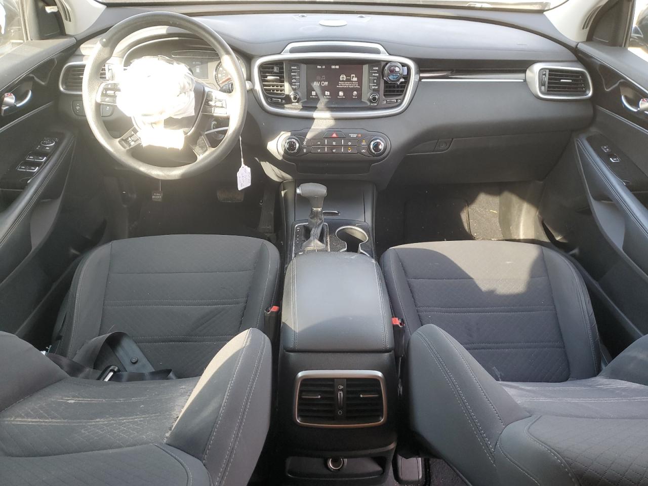 2019 Kia Sorento - Image 8