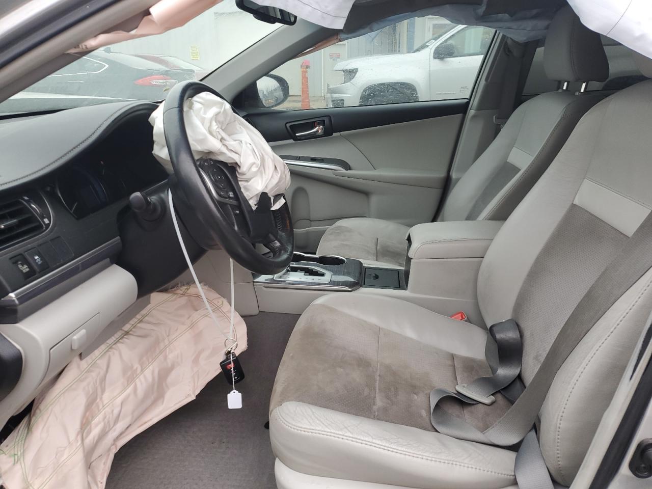 2012 Toyota Camry - Image 7