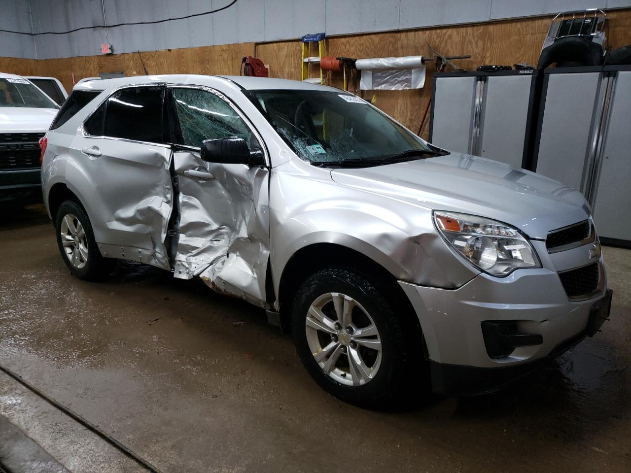 2011 Chevrolet Equinox - Image 4