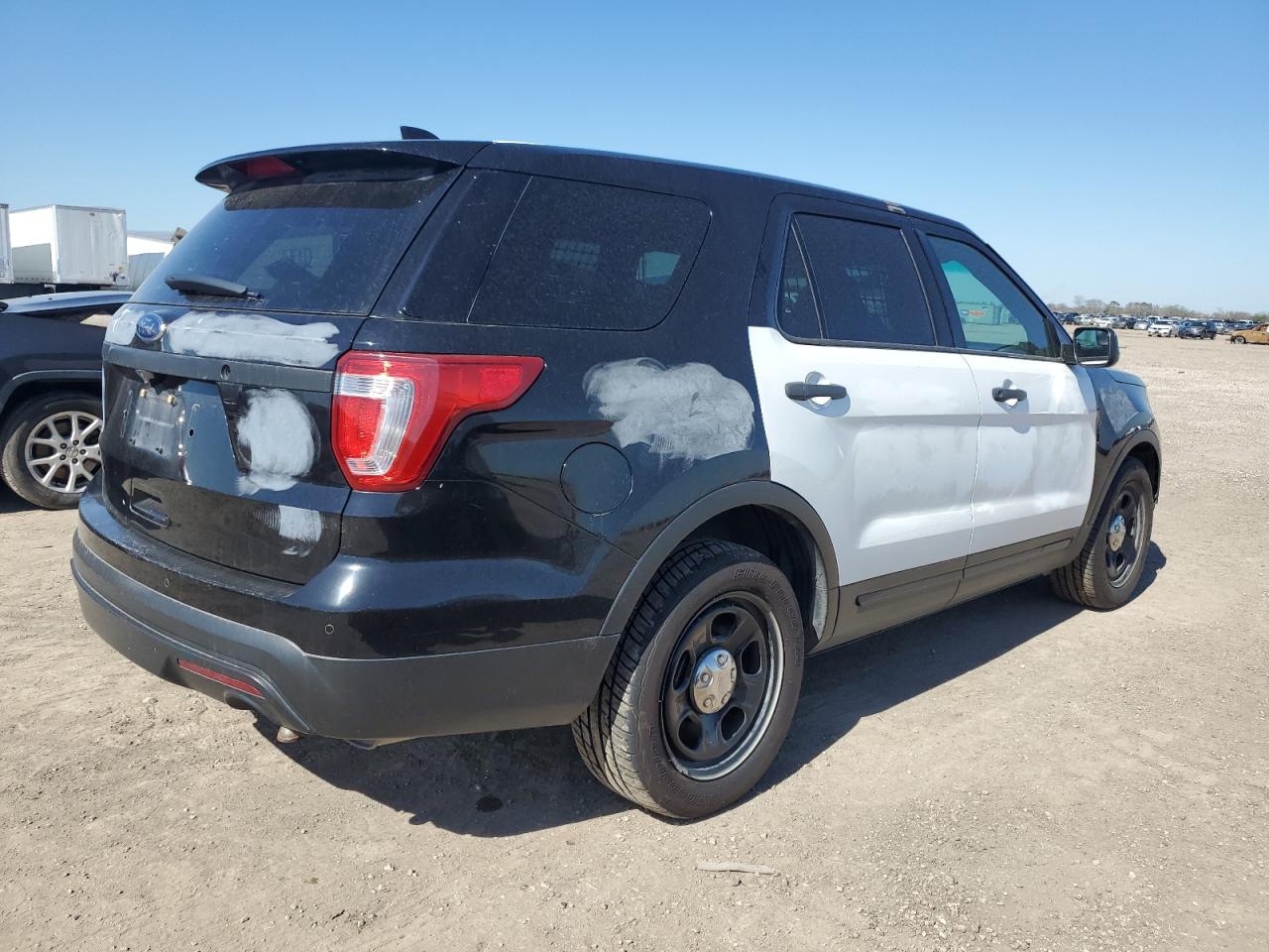 2017 Ford Explorer - Image 3