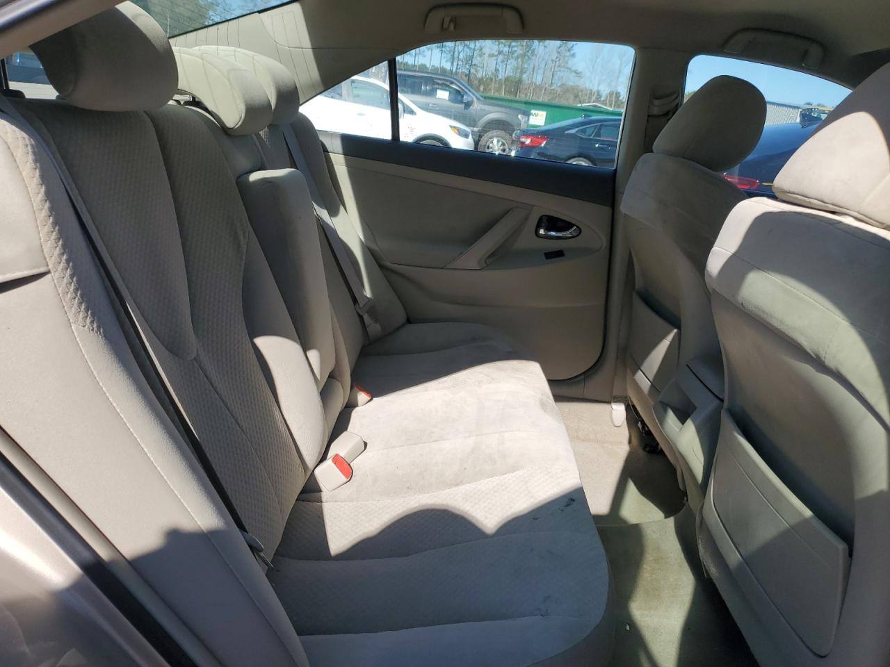 2009 Toyota Camry - Image 10