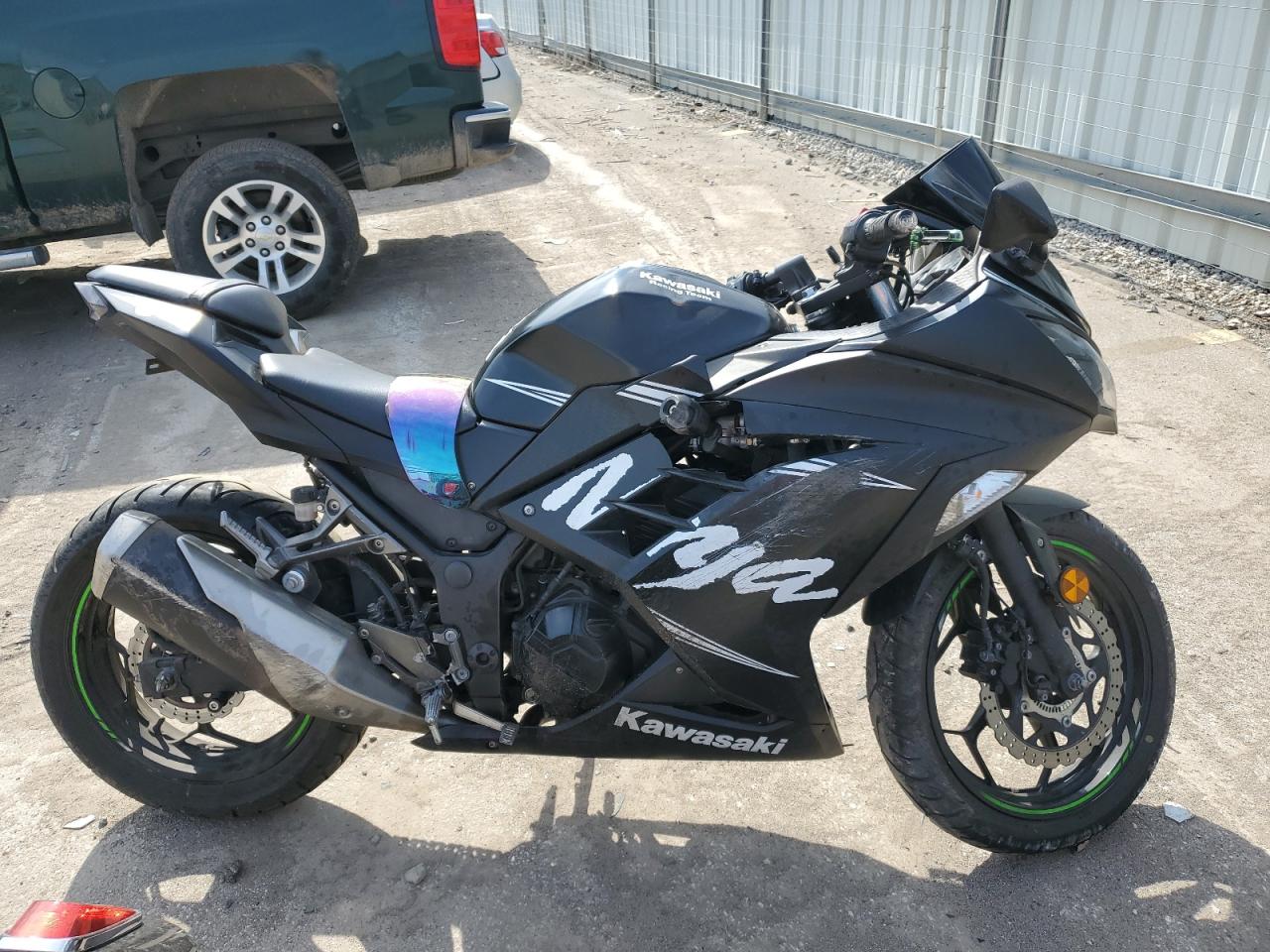 2017 Kawasaki Ex300 B للبيع في Lexington، KY - Side