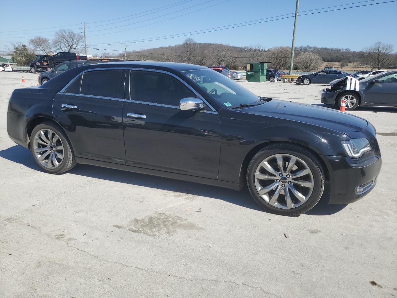2011 Chrysler 300 - Image 4
