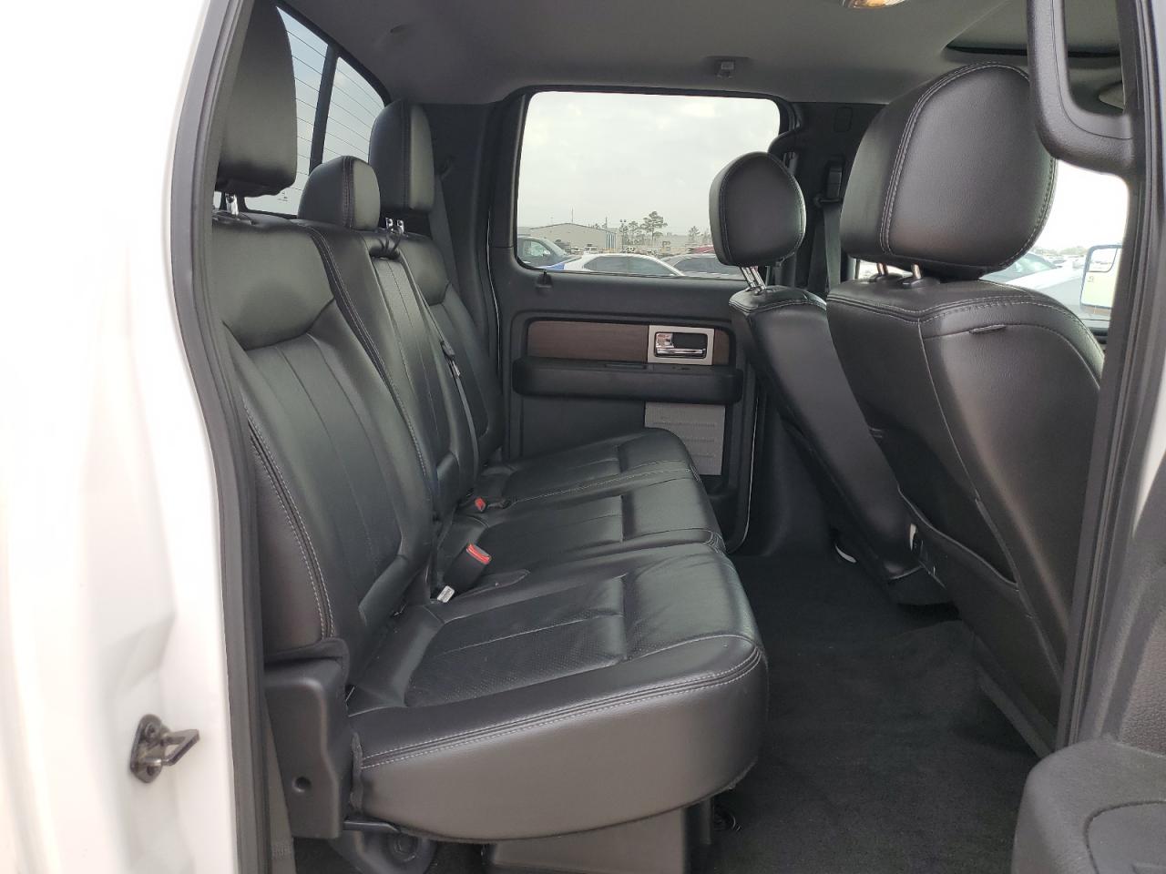 2013 Ford F-150 - Image 10