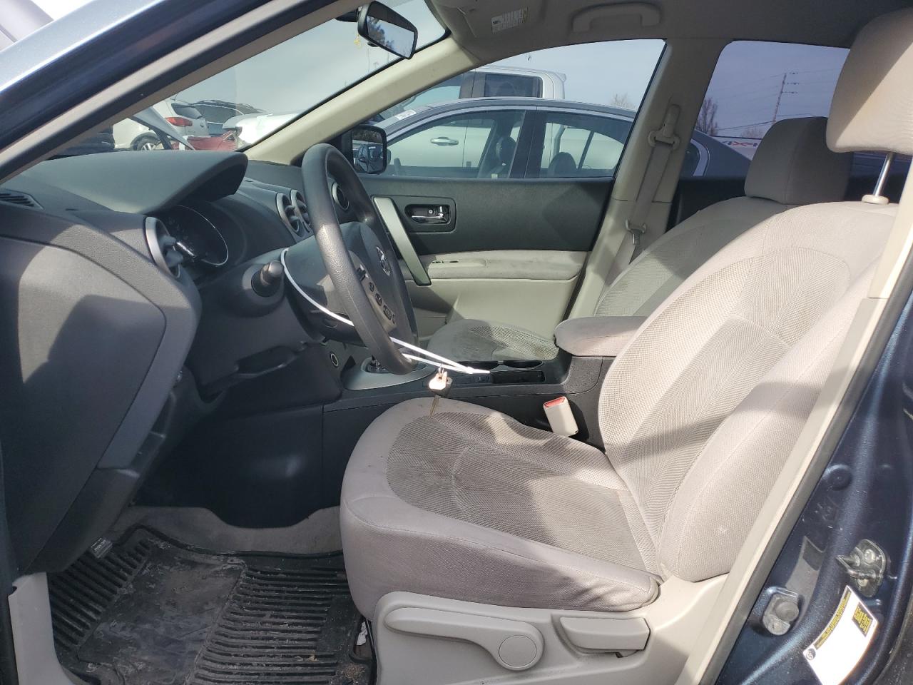 2014 Nissan Rogue - Image 7