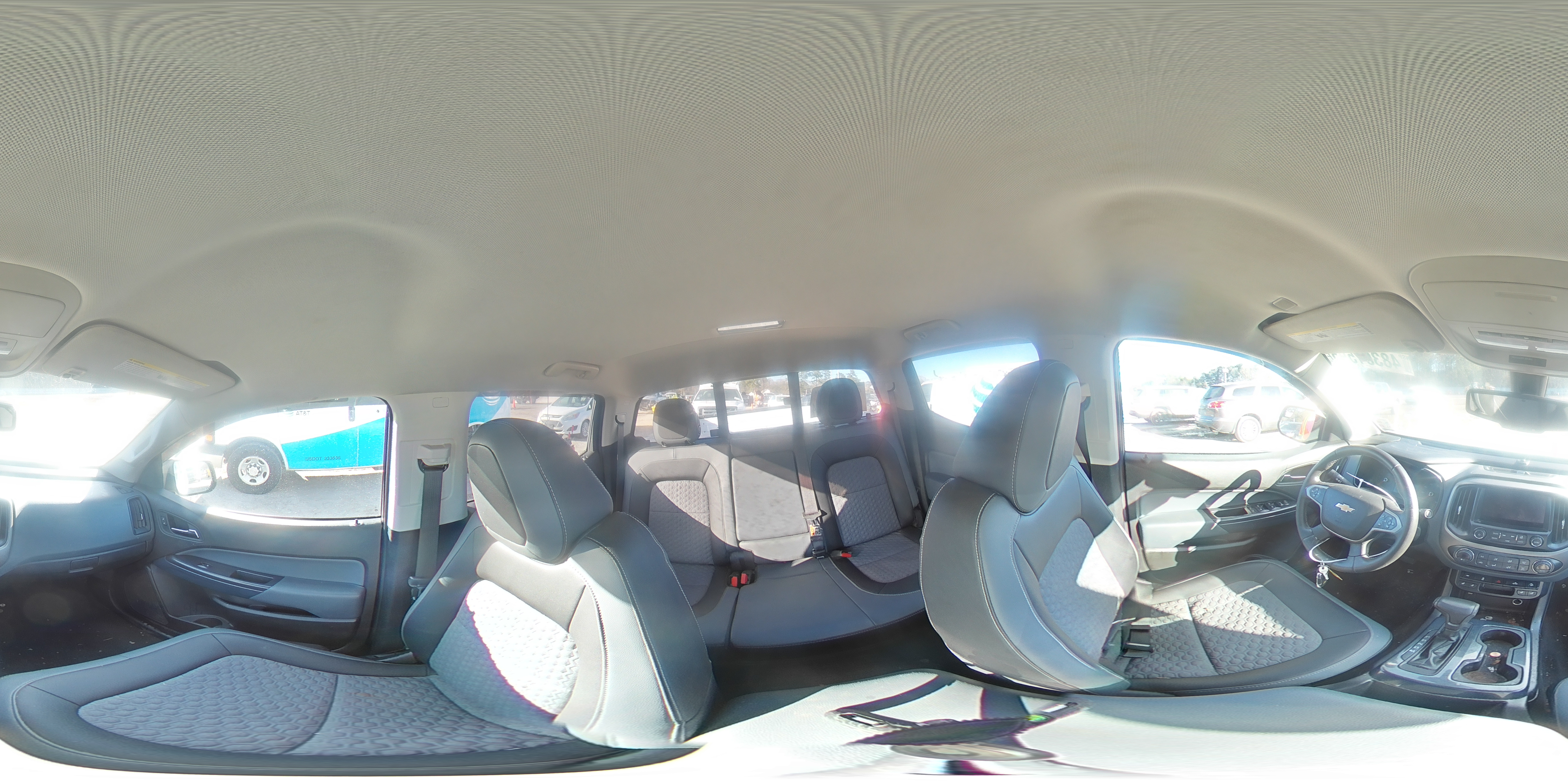 2016 Chevrolet Colorado - Image 13