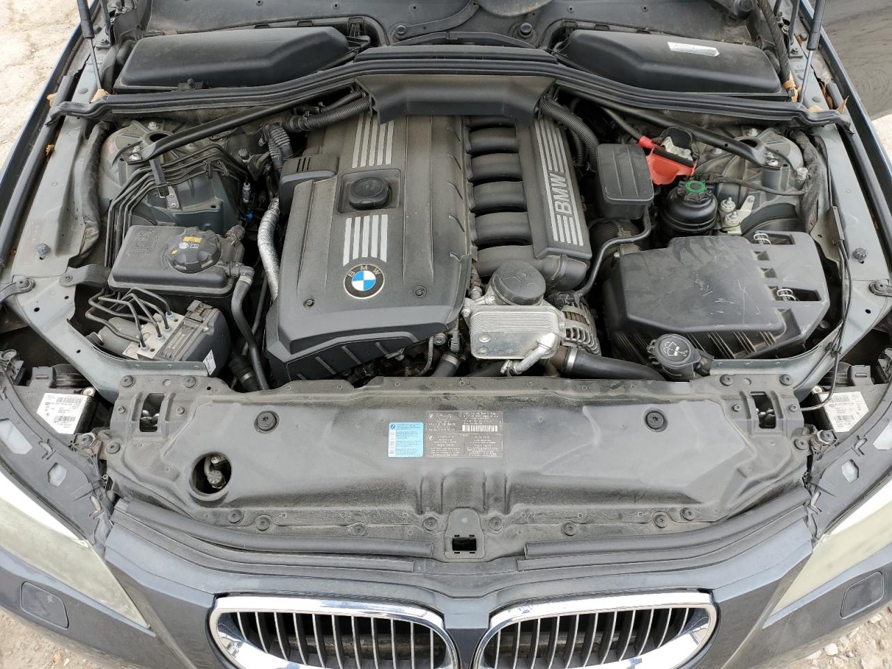 2010 BMW 5er - Image 11