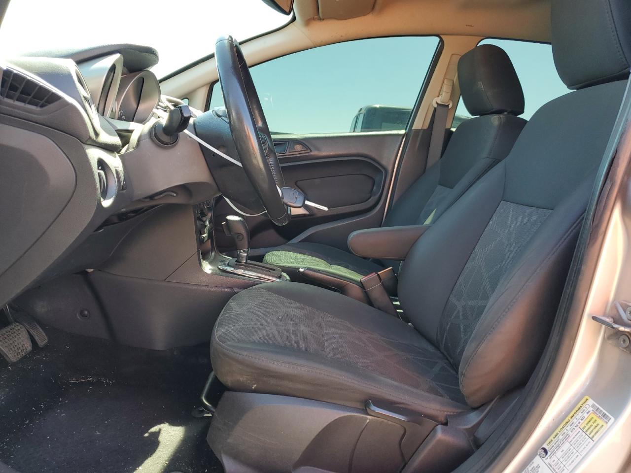 2012 Ford Fiesta - Image 7