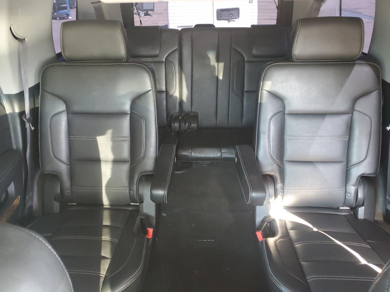 2016 GMC Yukon - Image 10