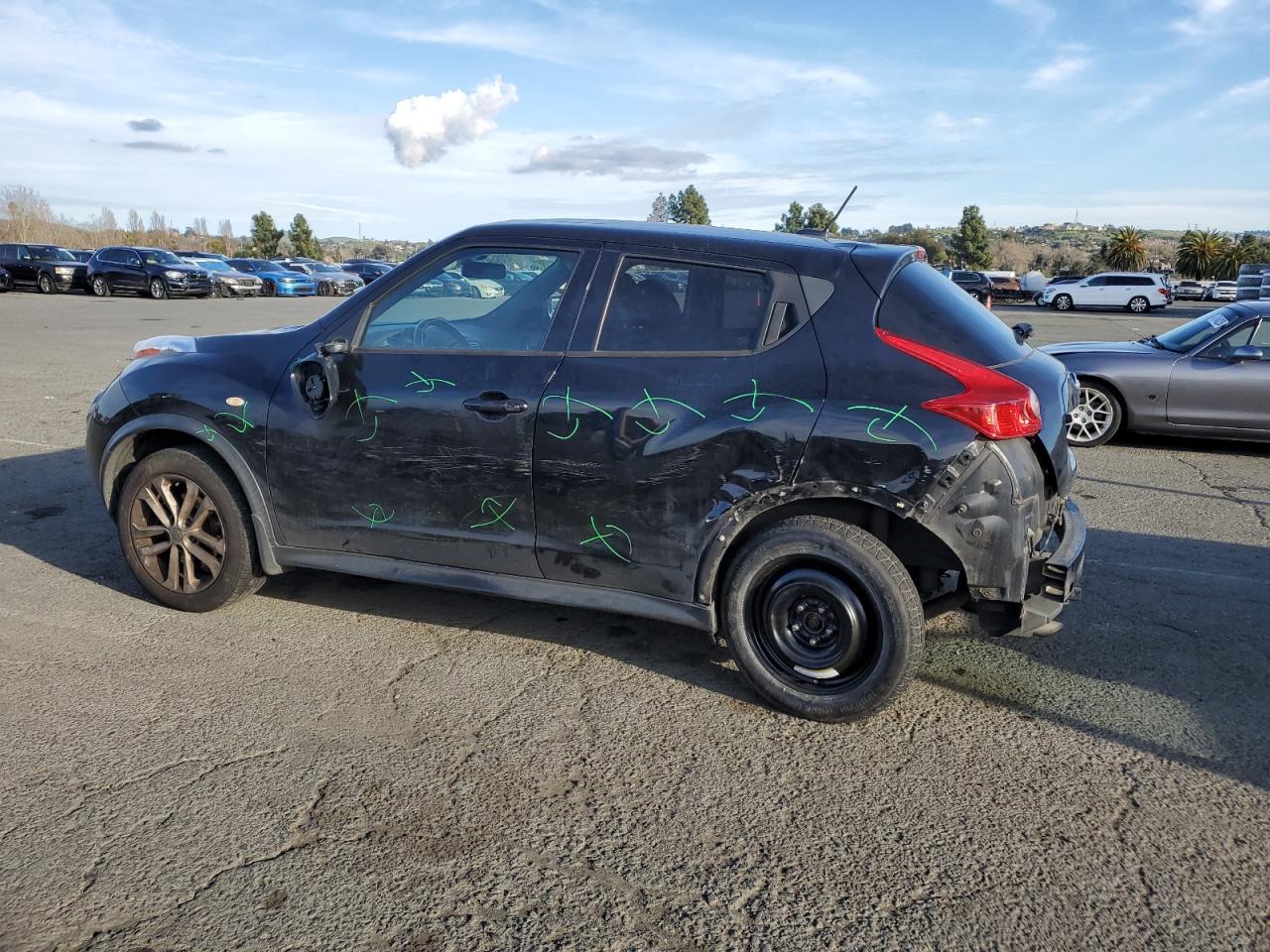 2014 Nissan Juke - Image 2