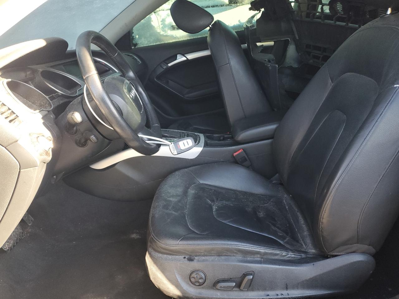 2010 Audi A5 Premium Plus VIN: WAULFAFR1AA045223 Lot: 48916105