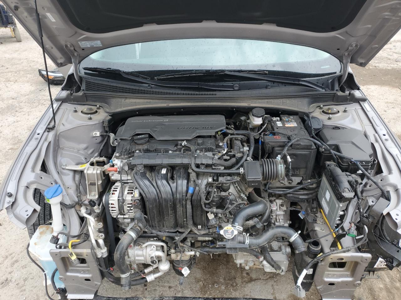 2024 Hyundai Elantra - Image 11