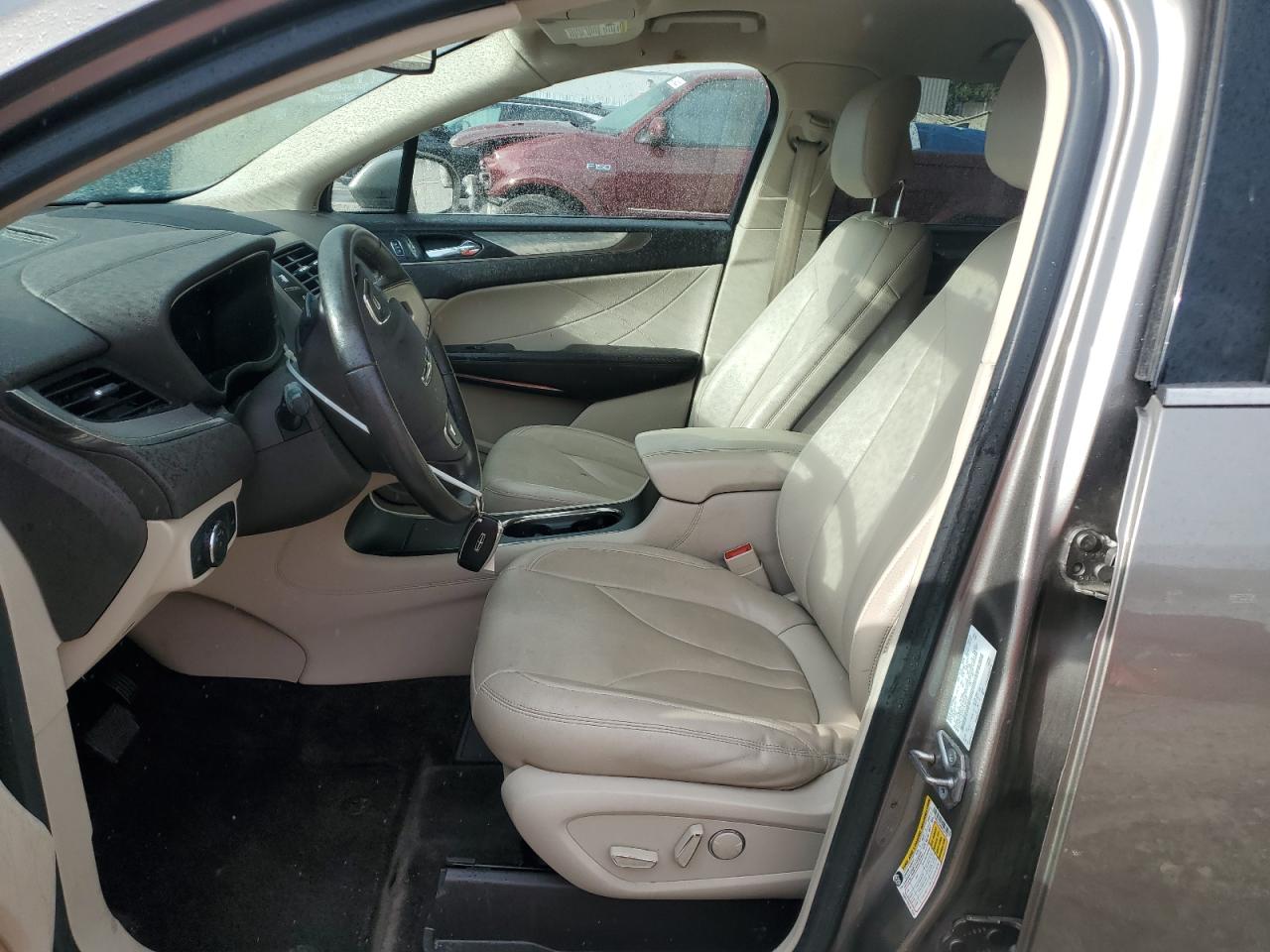 2017 Lincoln MKC - Image 7