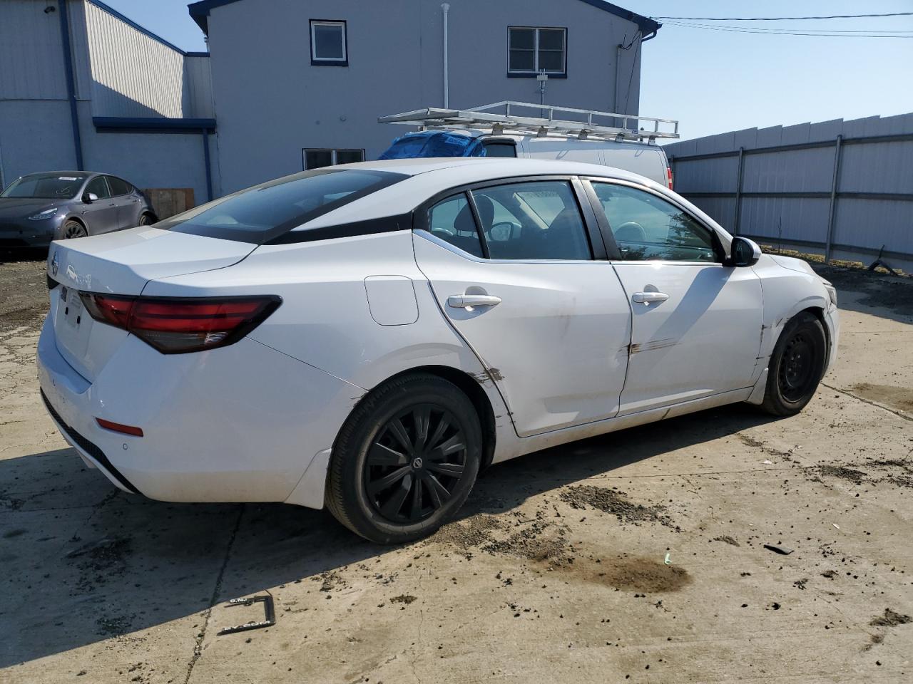 2020 Nissan Sentra - Image 3