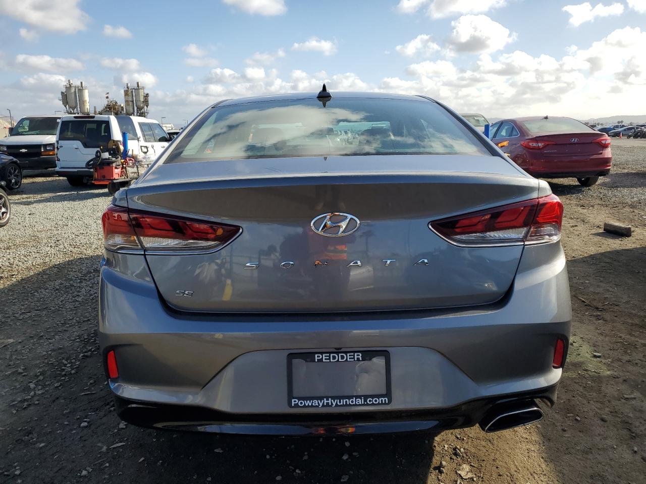 2018 Hyundai Sonata - Image 6