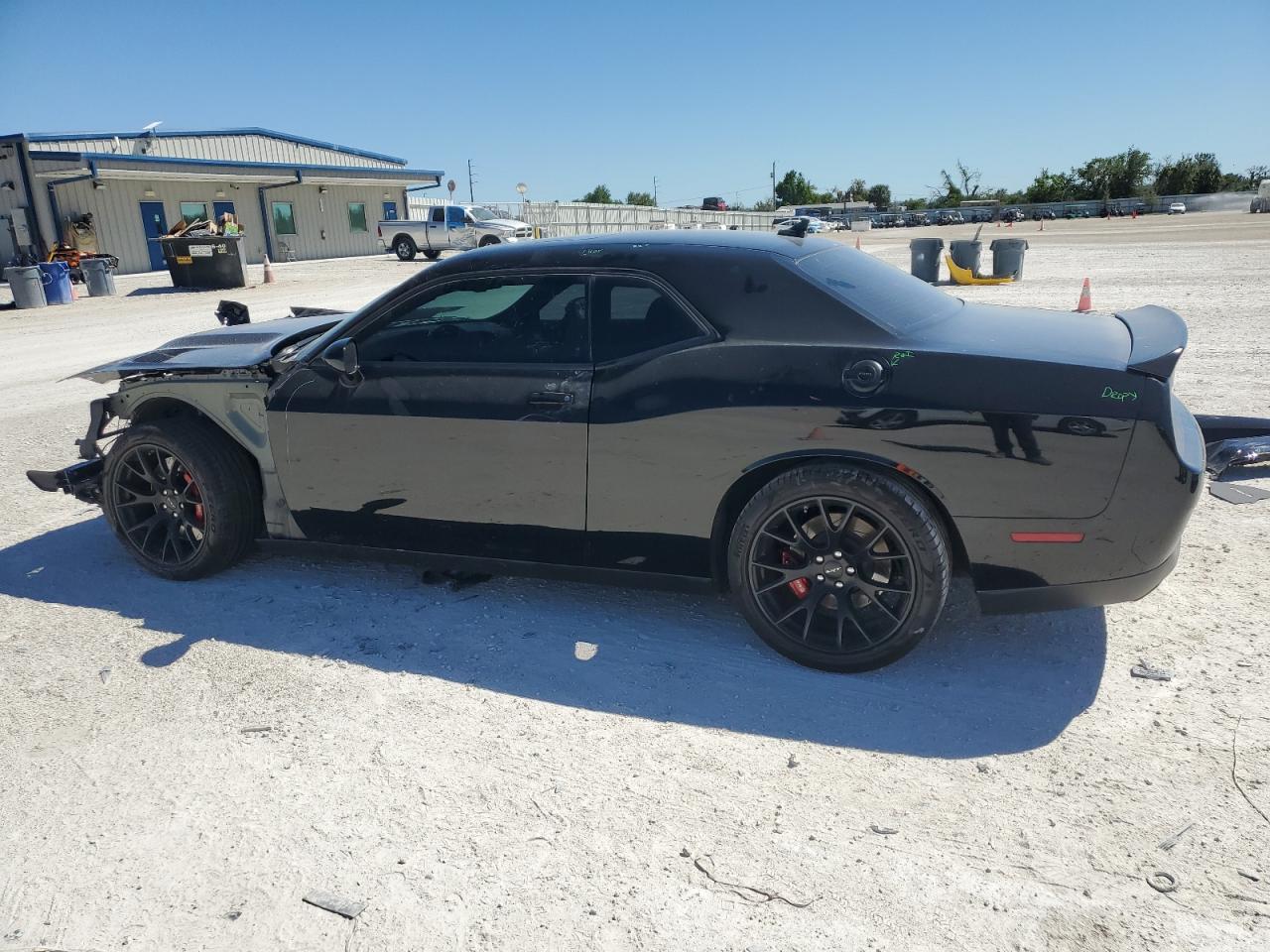 2016 Dodge Challenger - Image 2