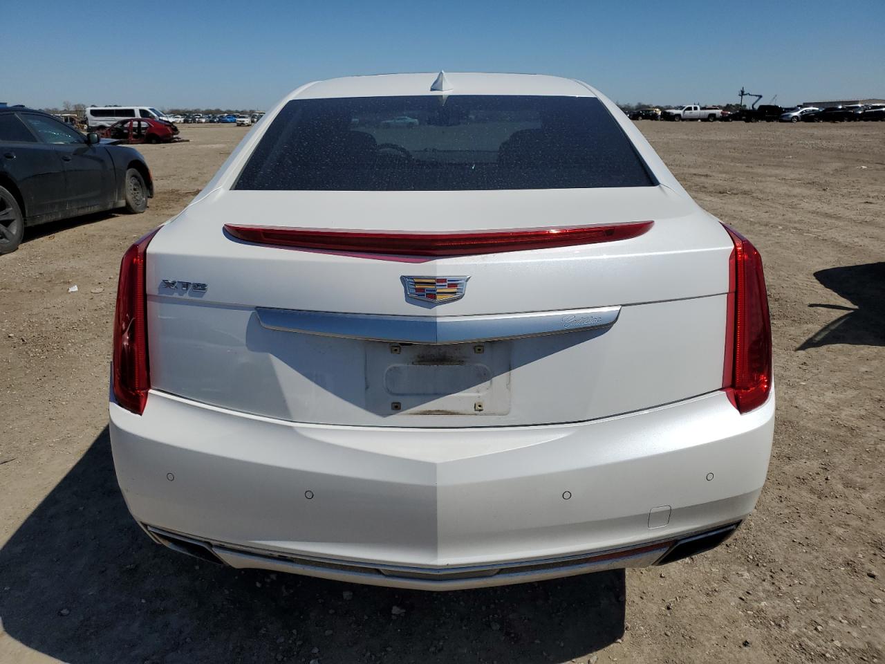 2016 Cadillac XTS - Image 6