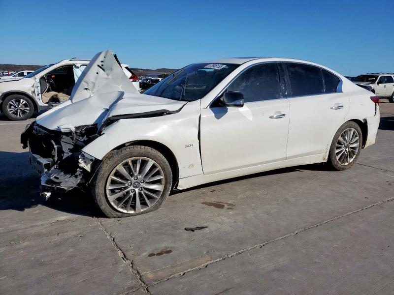  INFINITI Q50 2020 Biały